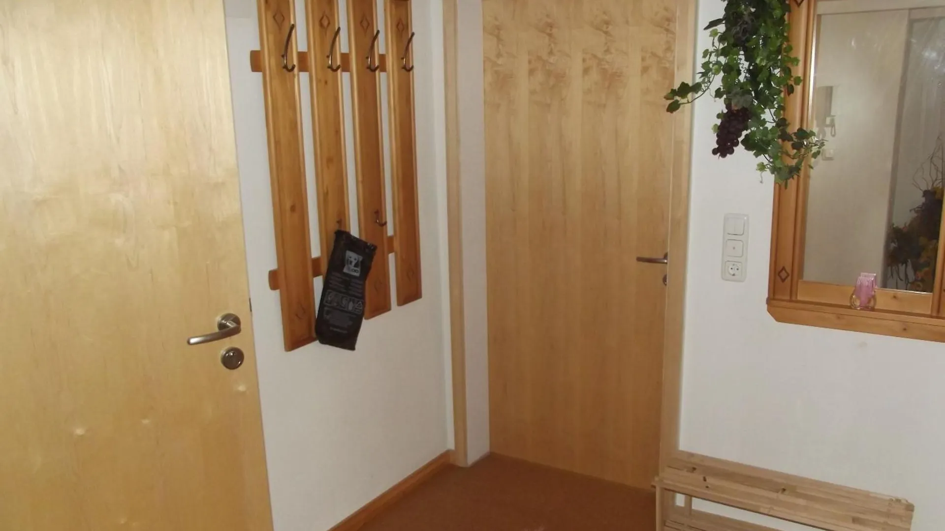 Gemuetliche Ferienwohnung In Urigem Bauernhaus Pfronten Germany